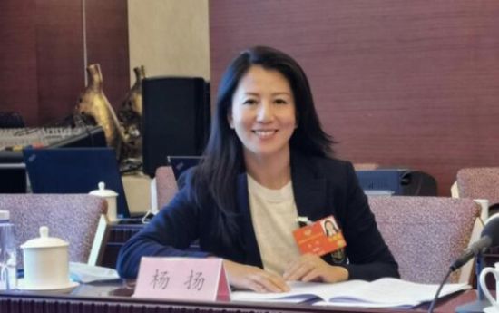 "冰雪女王"杨扬签约caa中国 携手共拓全新事业赛道