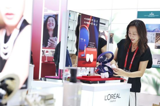 欧莱雅北亚及中国公共事务总裁兰珍珍 欧莱雅北亚及中国公共事务总裁兰珍珍