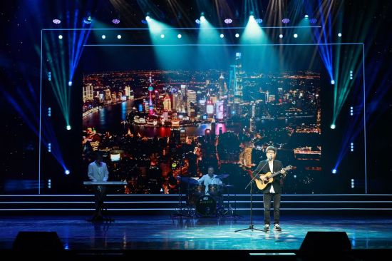 ��˿·ͬ�ġ��������顱�����Ļ�����������չ�ݡ� ���췽��ͼ