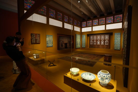 ͼΪչ����ȵػ�ԭ��ӡ�ȡ��������˹��Ѥ�ö�ʵ��������硣