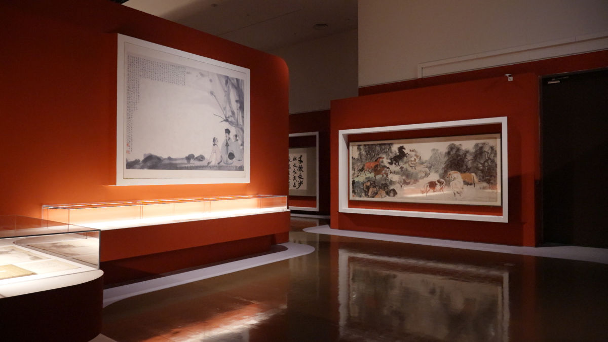 ����չƷ��������ī�������˻��ᡢ�����黭���������Բ�񡢹ż��Ʊ��������ָ塢��ʯ��ӡ���Լ��β��ꡢ���˶���챯�衢�Ŵ�ǧ����ĭ������һ��ʦ�Ƚ��ִ����Ҿ�Ʒ�����й��Ҽ�����ľ��ˮӡ���������ɣ�����105��(��)�� ��Ȩ ��