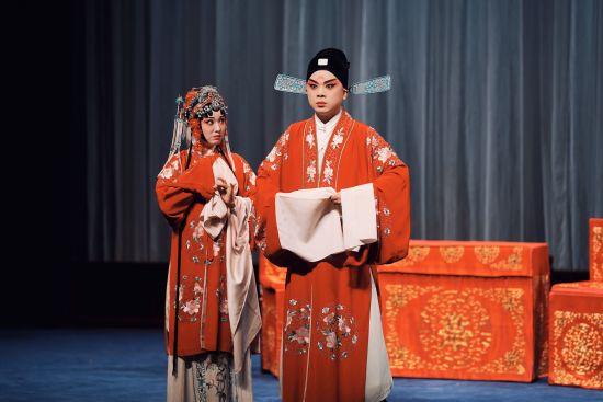 《奇双会》剧照。 主办方供图 《奇双会》剧照。 主办方供图