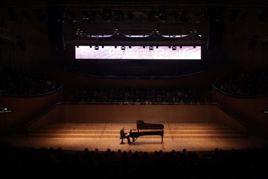 �׹�������������������ٶ������ֻᡣ é���� ��