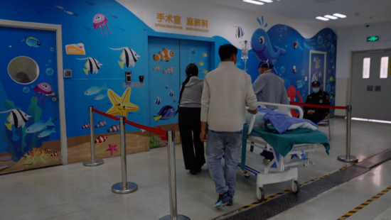 卓嘎前往上海接受手术 卓嘎前往上海接受手术