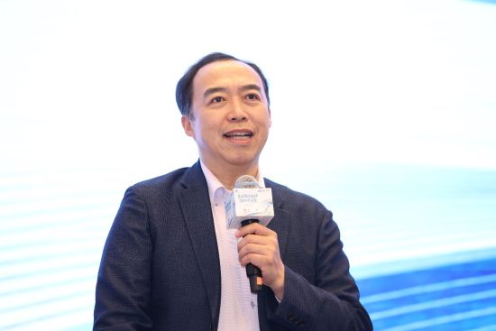 复旦大学附属华东医院疼痛科、康复科执行主任郑拥军科普中老年常见的带状疱疹 复旦大学附属华东医院疼痛科、康复科执行主任郑拥军科普中老年常见的带状疱疹