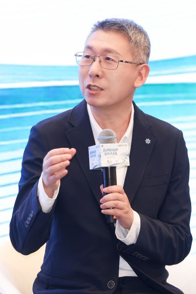 上海市医学会心血管病专科分会主任委员、上海长征医院心内科主任梁春呼吁慢病人群主动预防 上海市医学会心血管病专科分会主任委员、上海长征医院心内科主任梁春呼吁慢病人群主动预防
