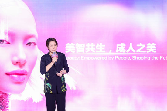 欧莱雅北亚及中国首席增长官黄冰榕分享欧莱雅中国Human+实践 欧莱雅北亚及中国首席增长官黄冰榕分享欧莱雅中国Human+实践