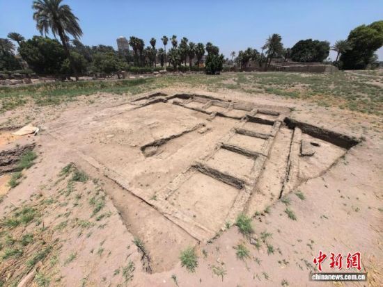 泥砖建筑遗迹。 上海博物馆 供图 泥砖建筑遗迹。 上海博物馆 供图