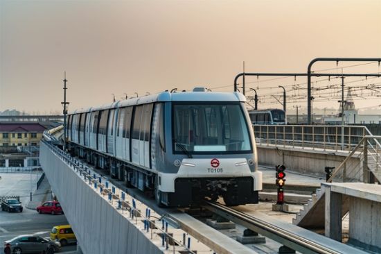 上海首条胶轮APM浦江线3月31日起通车试运营