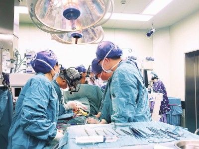 医生病人一起挑战医学黑洞 - 上海新闻网