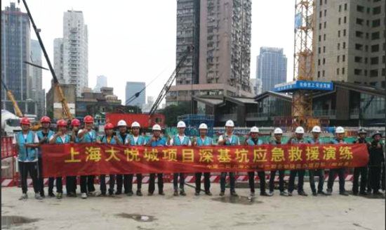 中建二局上海分公司开展触电事故安全应急演练