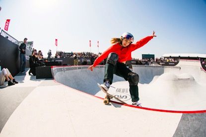 加冕2018年Vans职业公园滑板赛总决赛 Brighton Zeuner 和Alex Sorgente分获男女组冠军