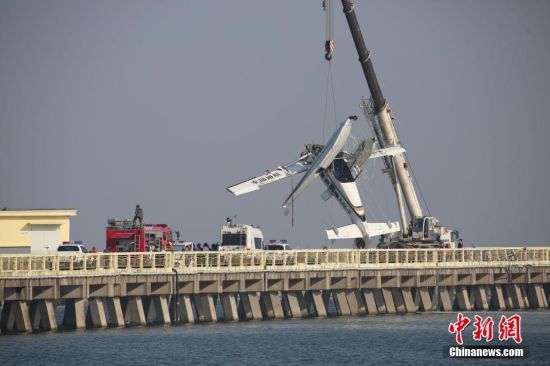 2016沪上本科普通批高校文理科投档分数线公