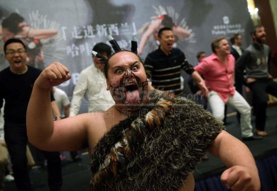 新西兰毛利人战舞献演上海赢喝彩