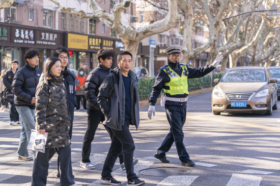 上海崇明警方护航2026春季高考 助力学子圆梦