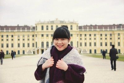 用文学的解剖刀刻画痛与爱 - 上海新闻网