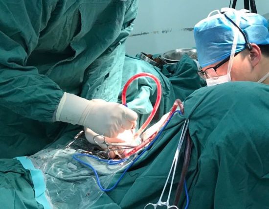 男子下体遭毁损 妙手施救成功修复