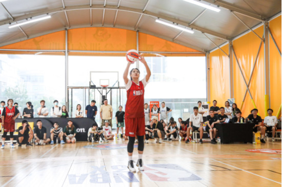 上海上实龙创篮球队图片