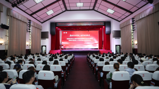 �����Ļ��ڿ�Ļ�ֳ�