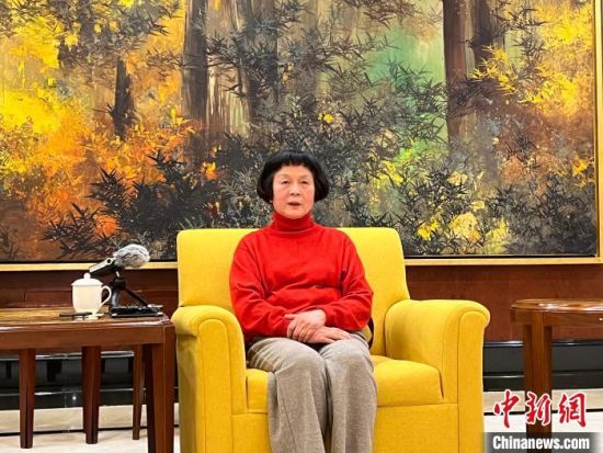“乒乓外交”亲历者郑敏之：50年间中美关系来之不易-中新社上海