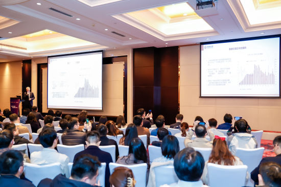 滴水湖大咖说@陆家嘴公开课成功举办 与会者聚焦经济-