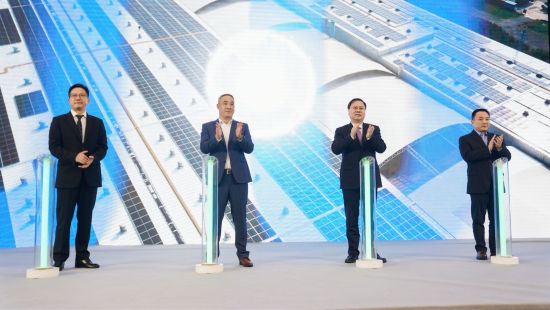 沃尔沃建筑设备上海工厂分布式光伏项目落成-中新社上海
