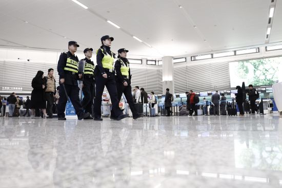 Ⱥ��Ⱥ�� �ػ�����Դ24Сʱƽ��