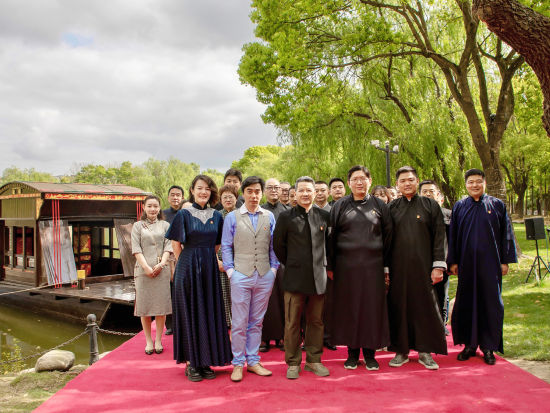 从一大会址到红船上海影视乐园初心号带你穿越百年